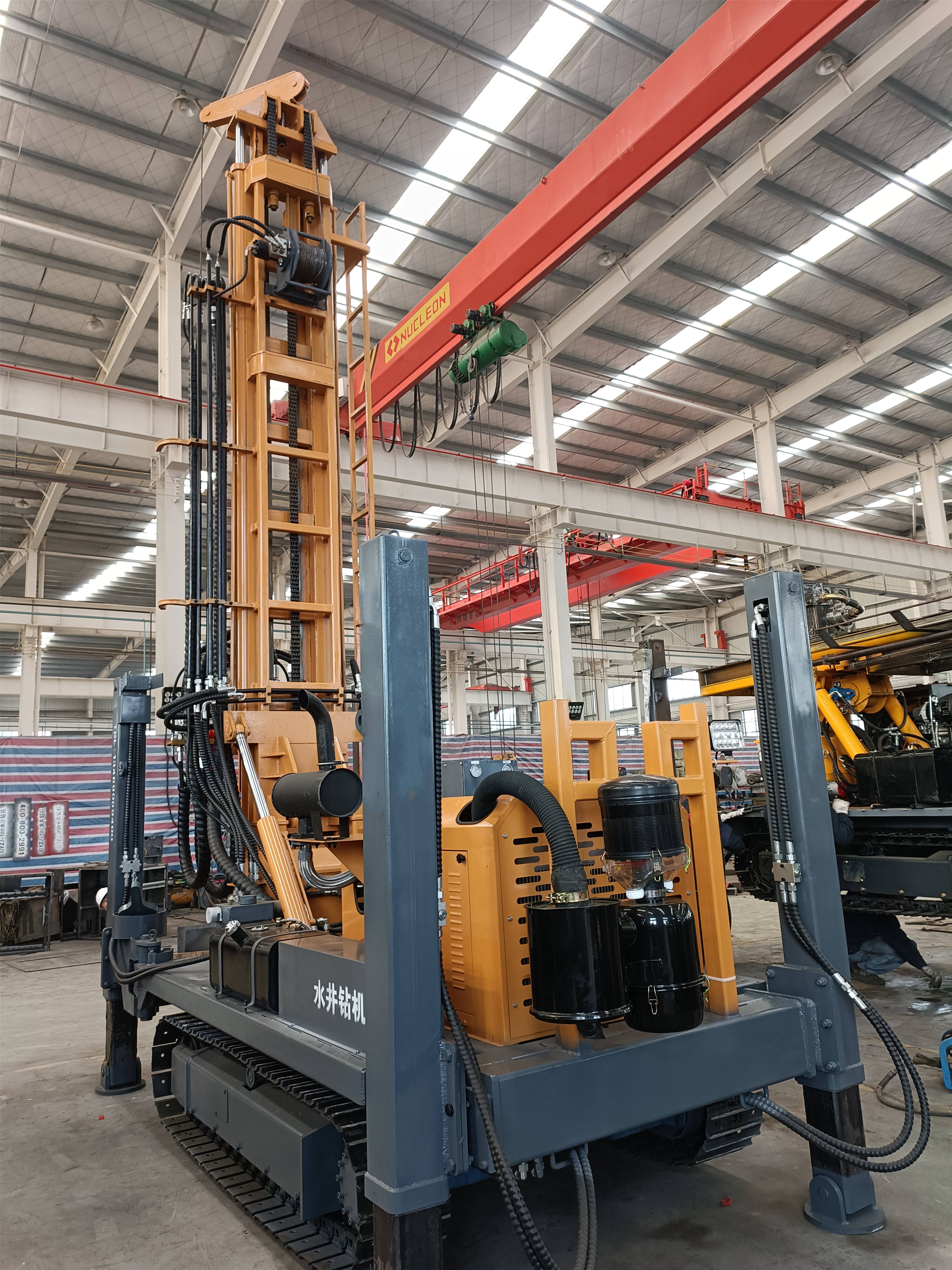 YLZJ260B OEM Steel Crawler 280M Depth Well Drilling Rig 