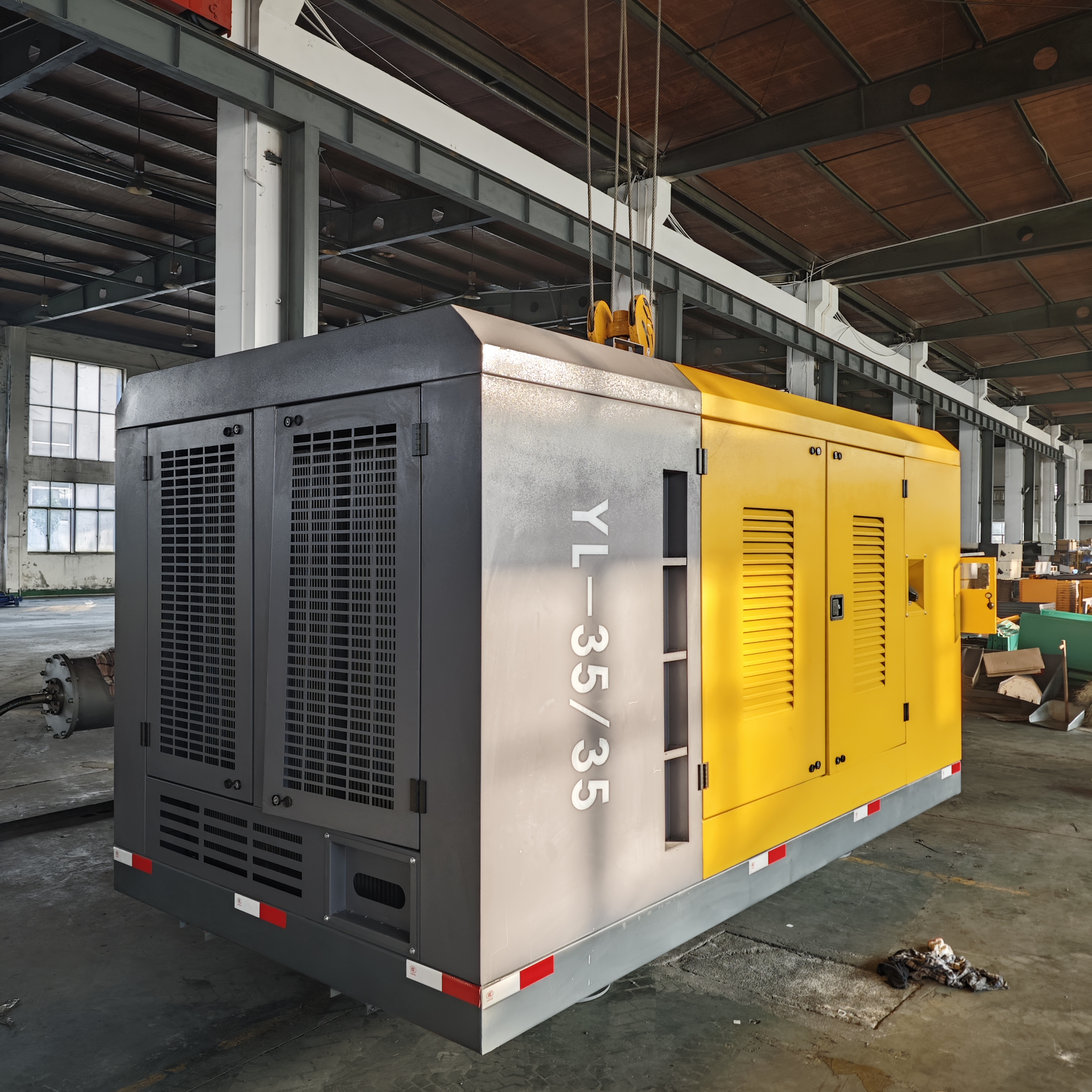 35bar 1300cfm 35m3/min mining air compressor Cummins 35 bar 1300 cfm diesel engine screw compressor for water well drill rig