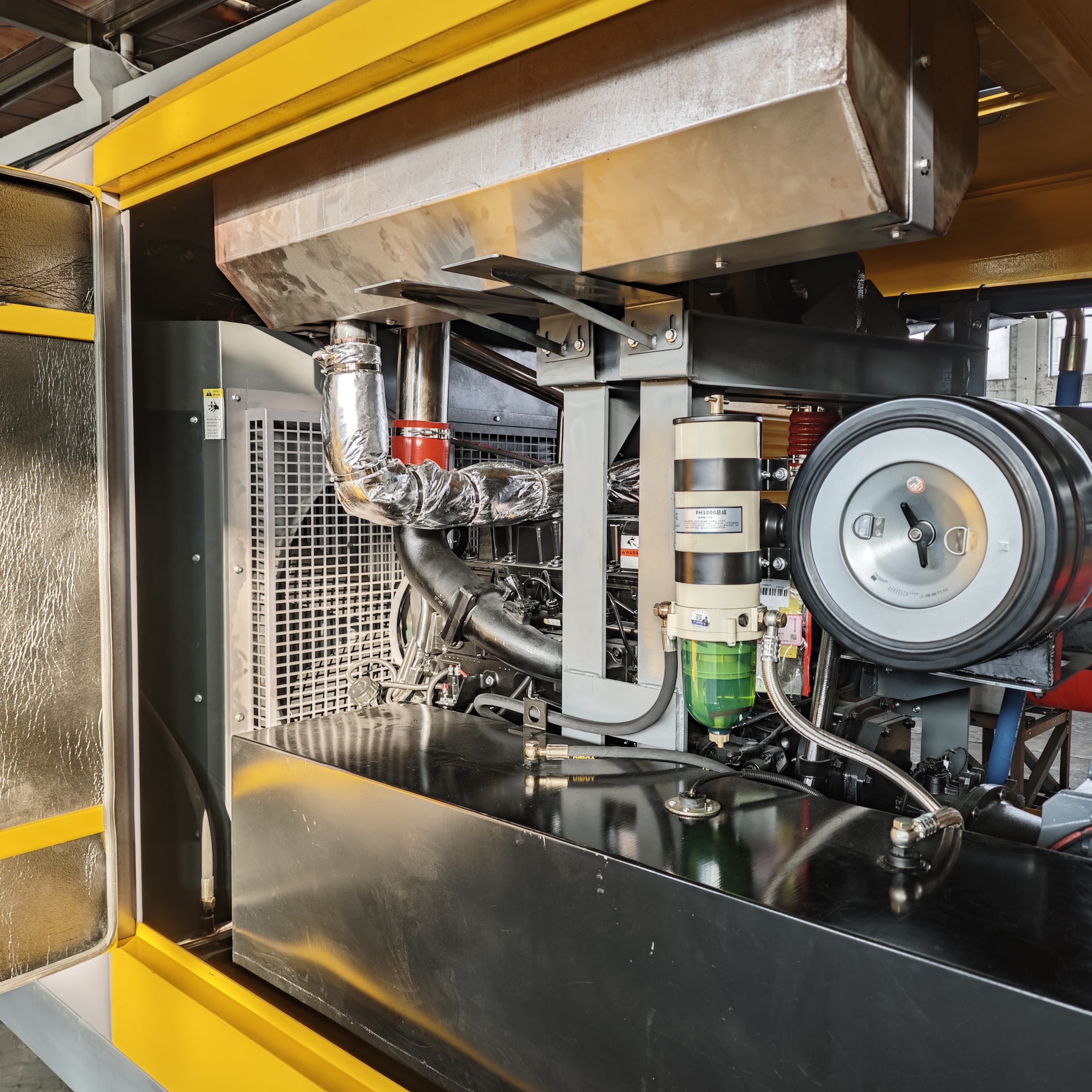 Factory Directly 35 M3/min 35 Bar 410 Kw Portable Mining Engine Diesel Screw Air Compressor