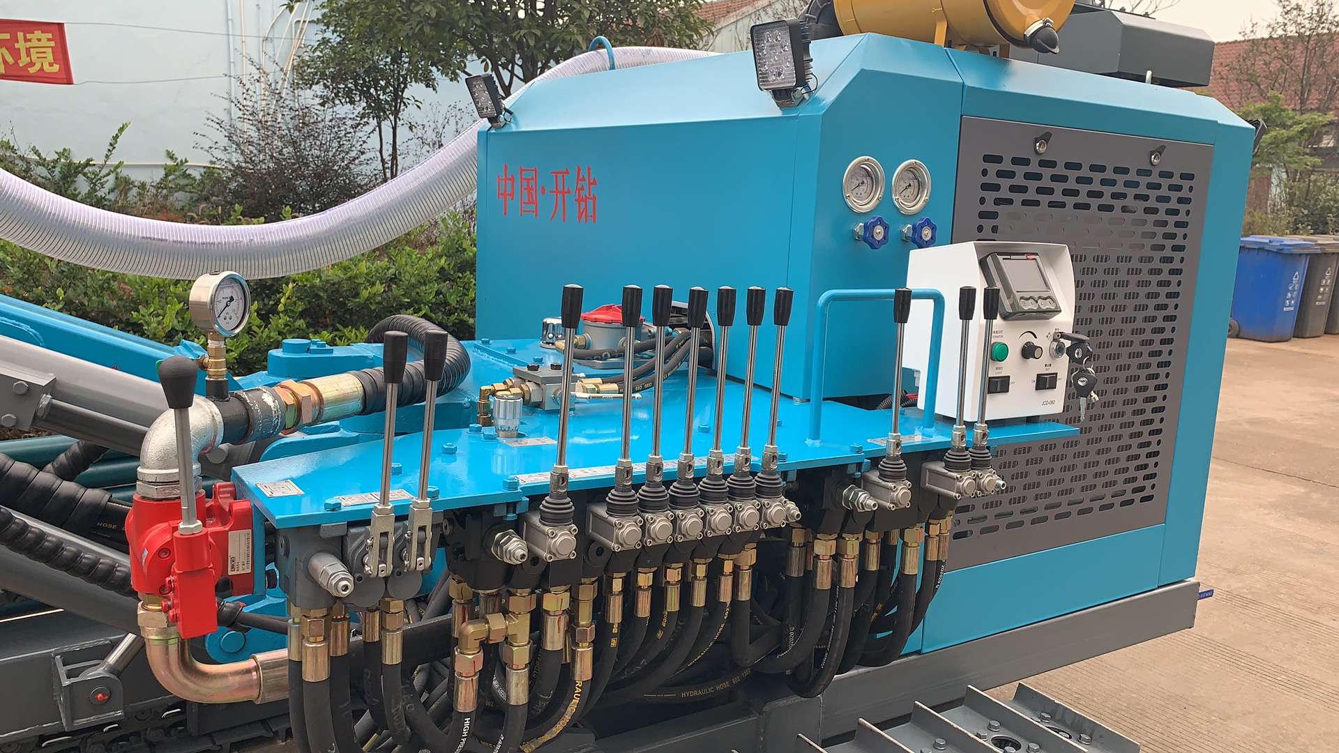 YL420B Crawler type Online Wholesale 60Kw 2200N.M Mountain Mine Hydraulic Rock Drill Rig