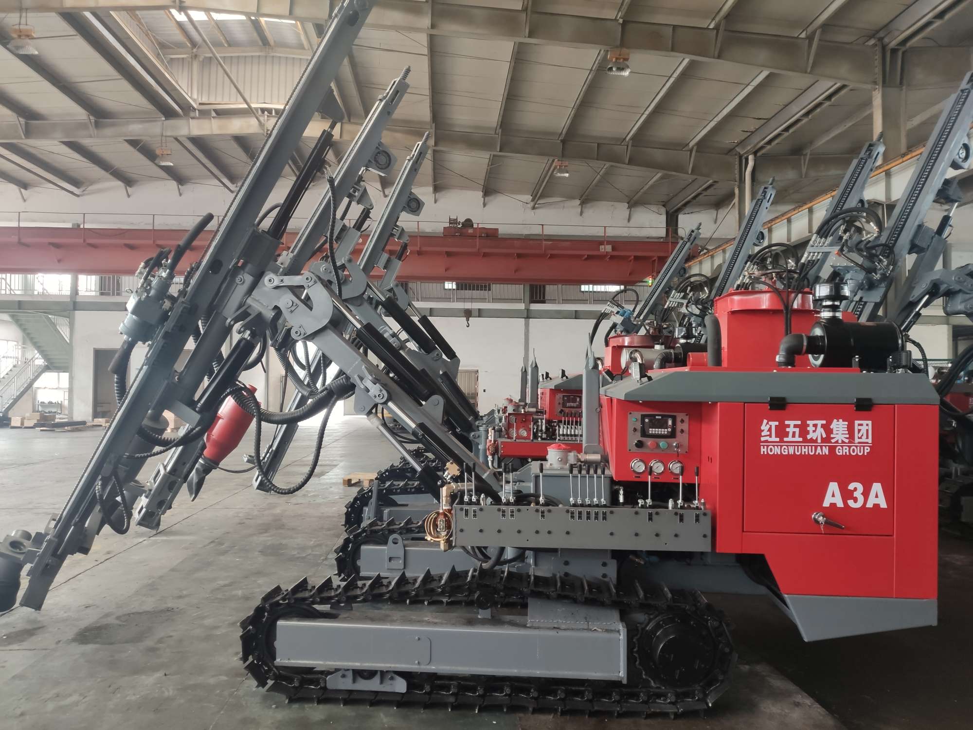 A3 Pneumatic Open pit Crawler DTH Drill Rig for Road Construction made in China